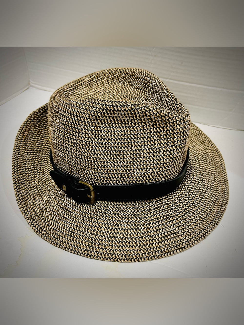 Boho Chic Fedora w/ vegan leather buckle accent Preppy Old Money, Gypsy Cowgirl - Picture 3 of 10